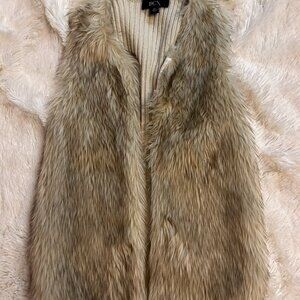 Women's Faux Fur Vest XS